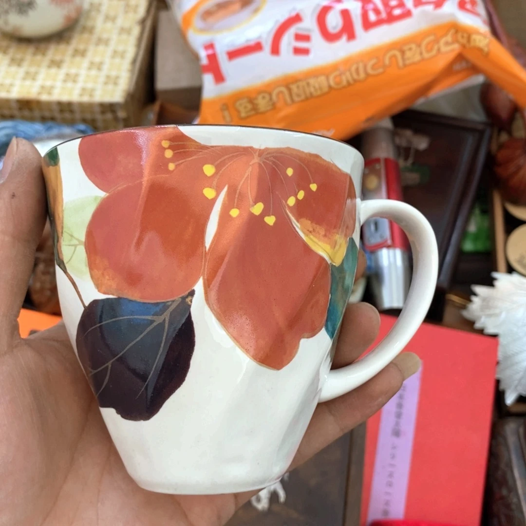 瓷片哈哈哈真的觉得有点