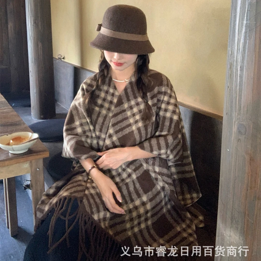 『源头工厂』慵懒感秋冬复古格纹披肩女外搭高级感大围巾斗篷披风