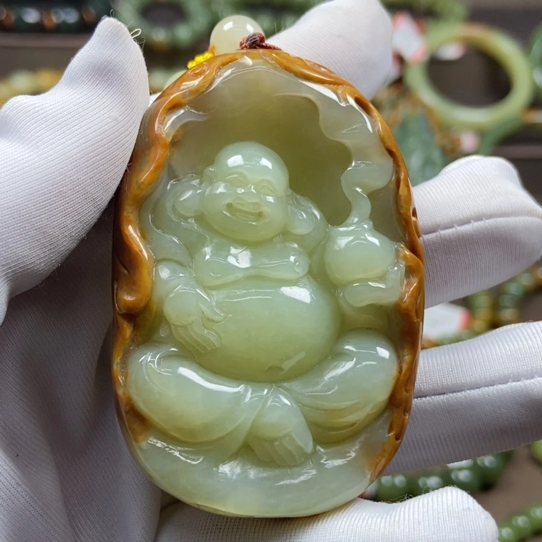 透闪石质玉未镶嵌颈饰老***y