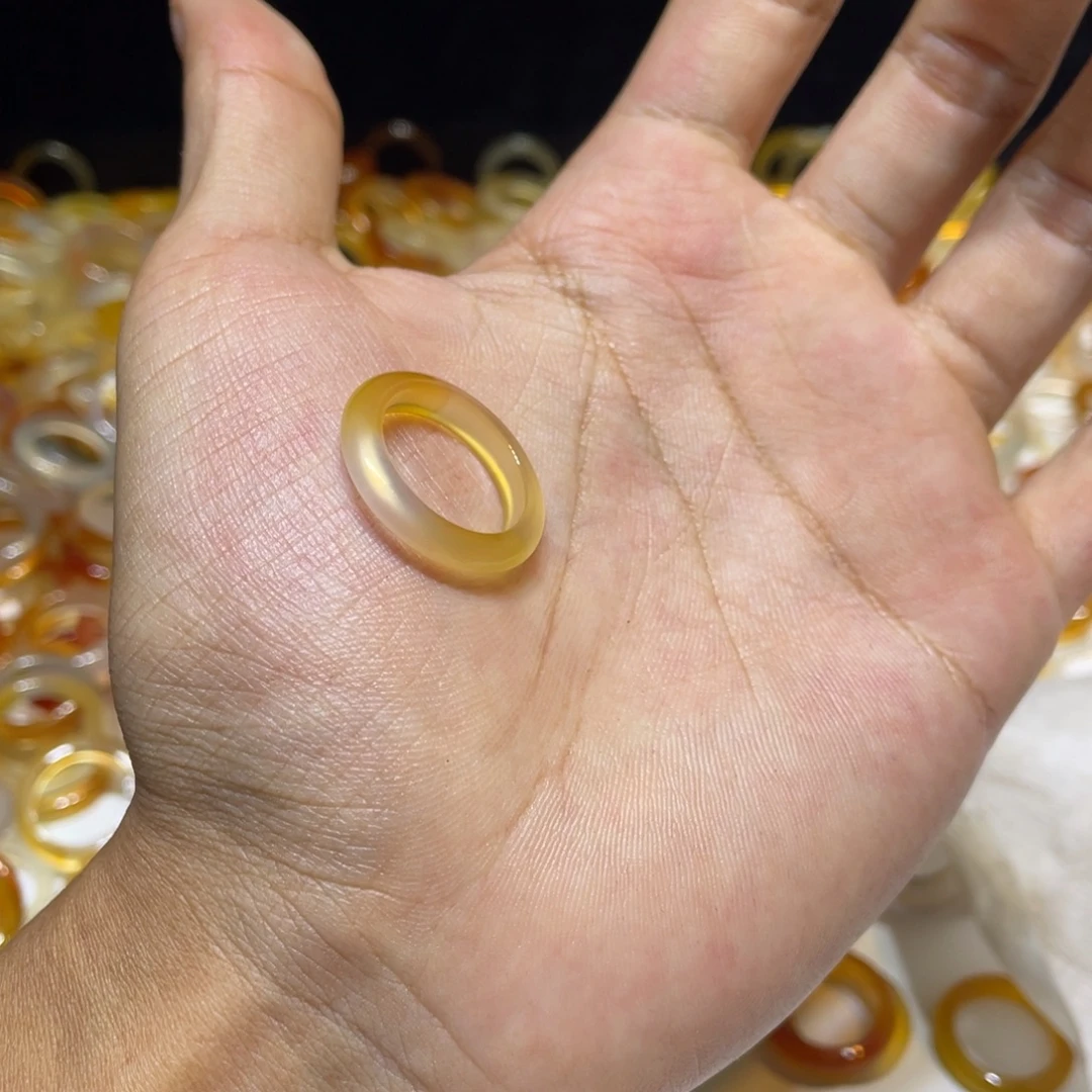 玛瑙/玉髓未镶嵌戒指245号港14 默认瑕疵