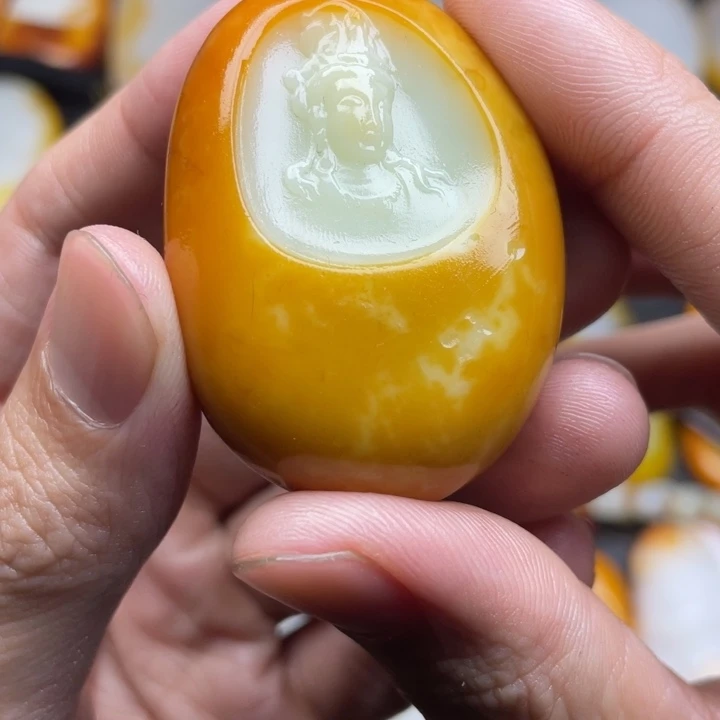 【闪购商品】颈饰未镶嵌和田玉