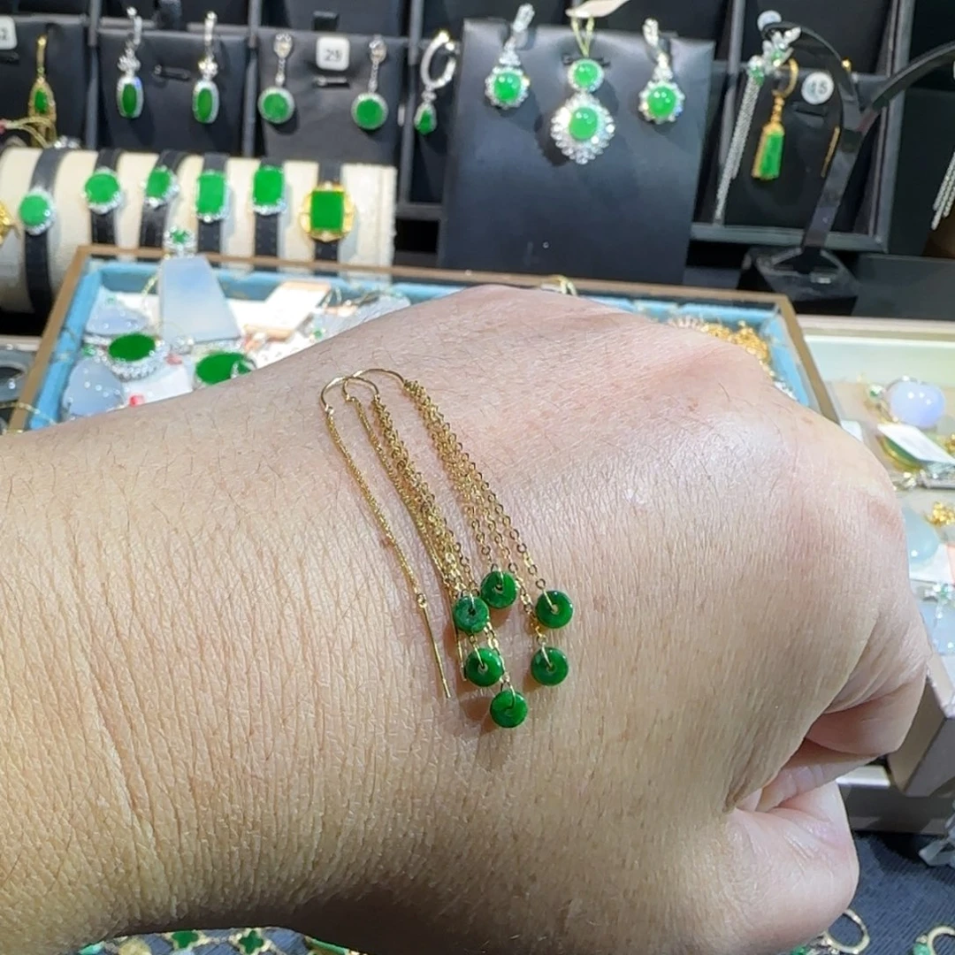 翡翠18K金镶嵌颈饰耳线