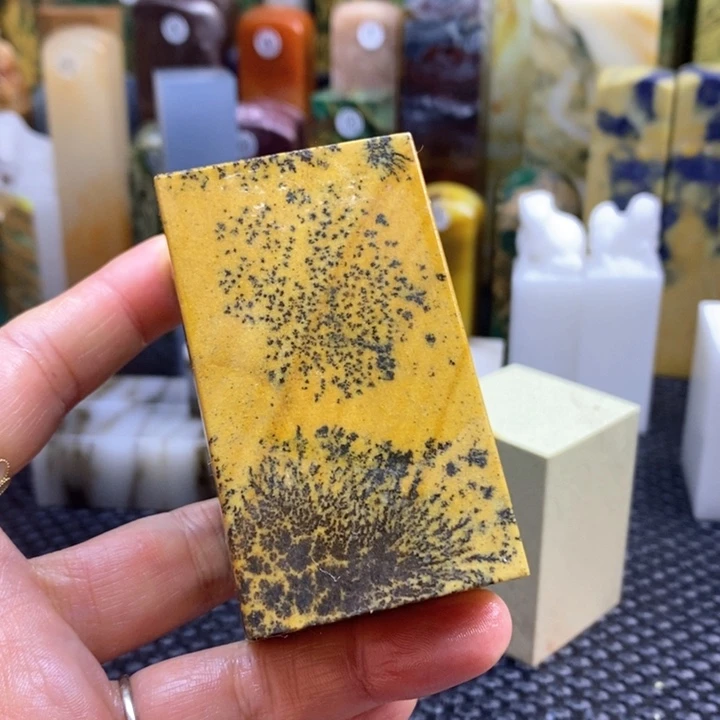 南美石k***郎青田石印章石