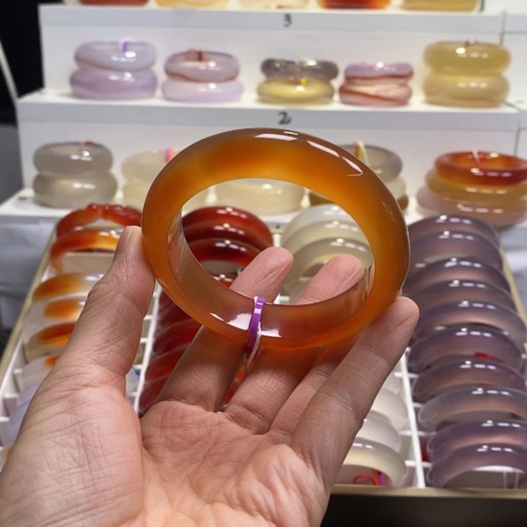 玛瑙/玉髓未镶嵌手镯