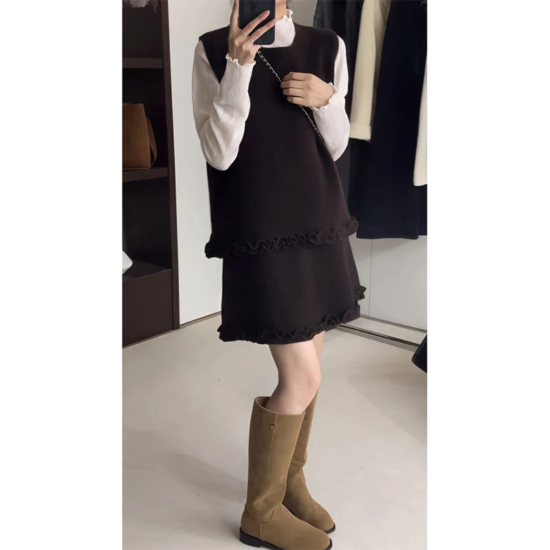 早秋穿搭慵懒韩系木耳边无袖马甲内搭打底衫高腰显瘦短裙套装女