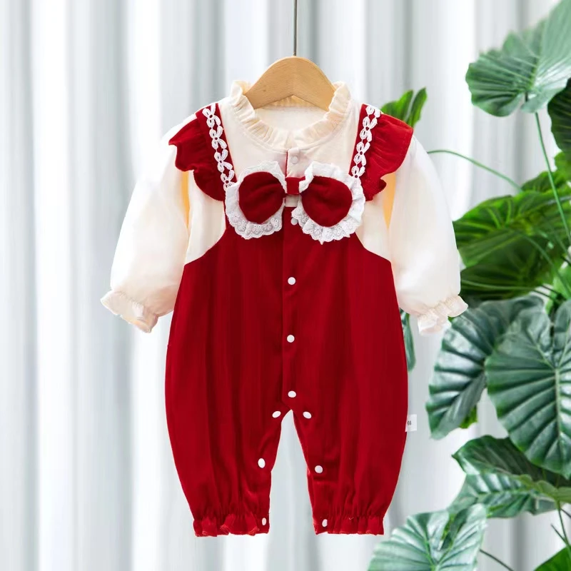 春装婴儿连体衣双层新生儿衣服哈衣洋气春款女宝宝哈衣公主春季