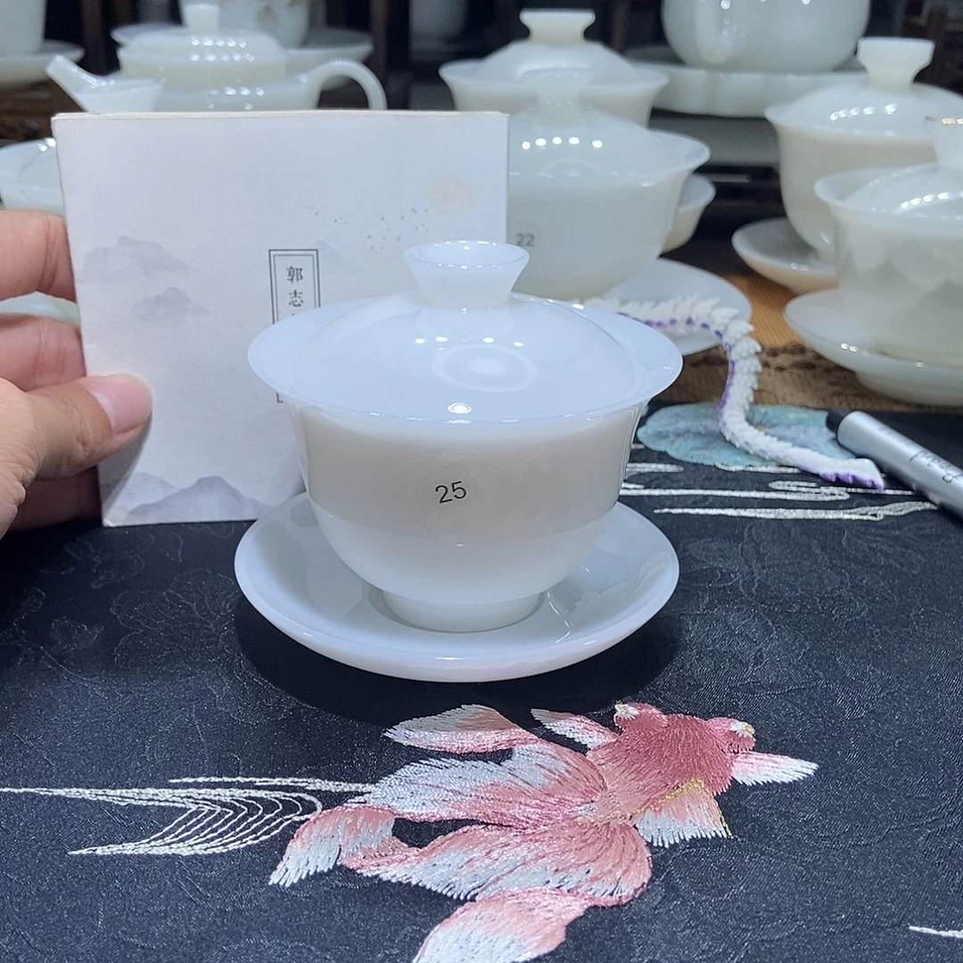 你不说不让她干啥呢是