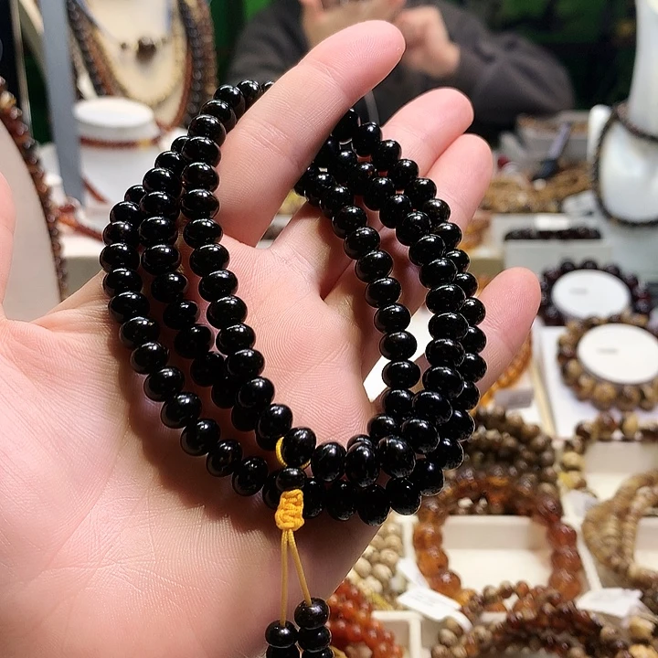 燕***&琥珀未镶嵌裸石抚顺琥珀