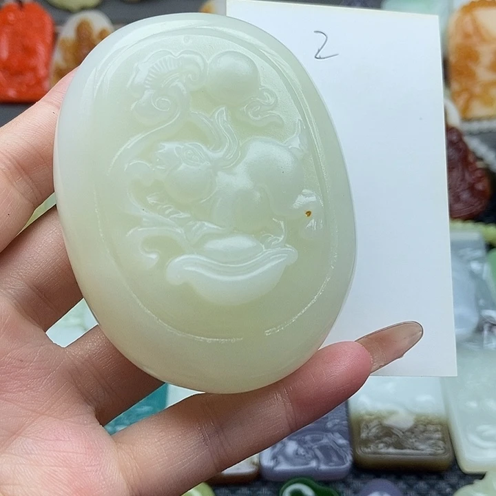 颈饰未镶嵌和田玉