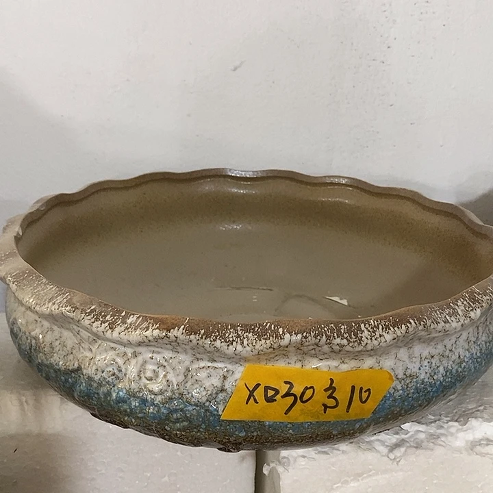 陶盆有孔 瑕疵针孔漏釉介意勿拍外口 30外高10