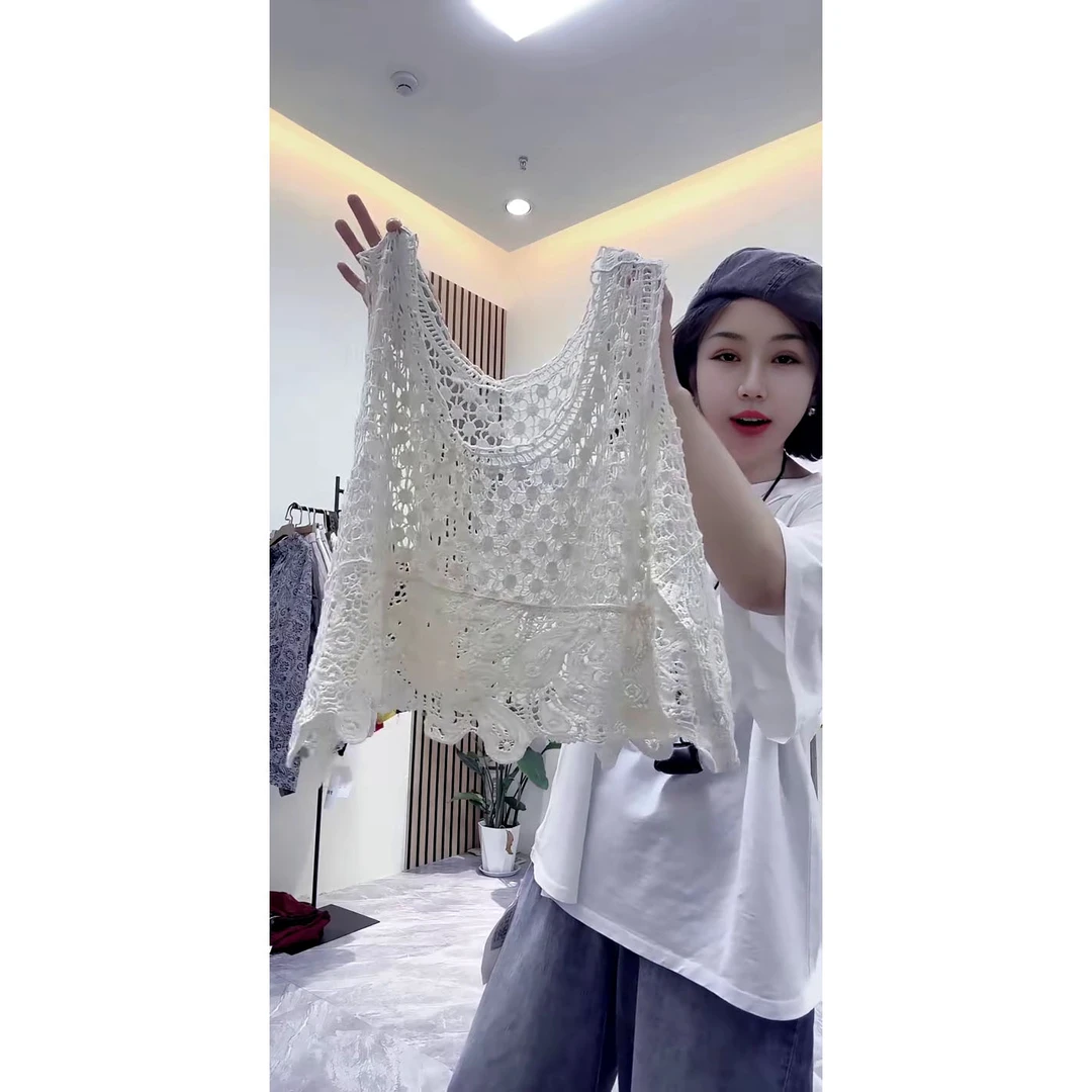 夏季时尚潮流风无袖镂空钩花针织蕾丝背心马甲