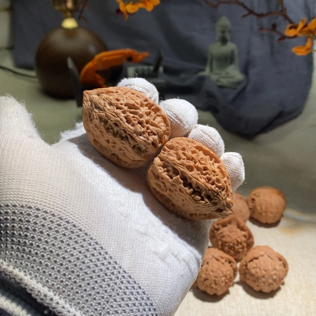 把件文玩核桃沈阳鸡心