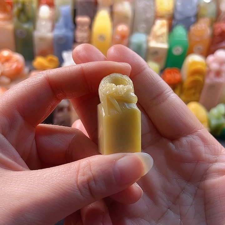 老挝石印石手工定制1.7厘米，梅花，包刻字