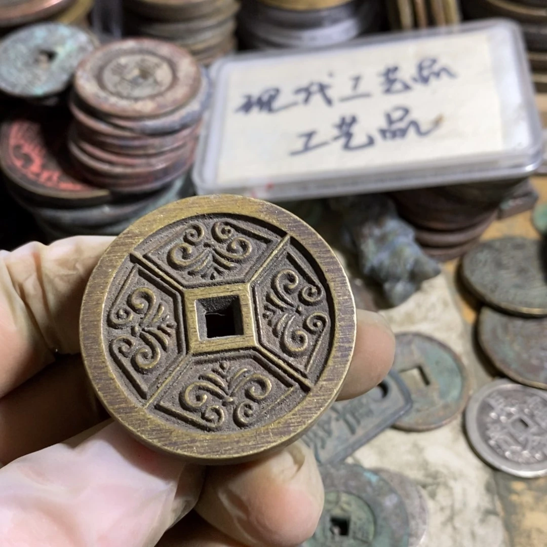 铜现代工艺品学习币