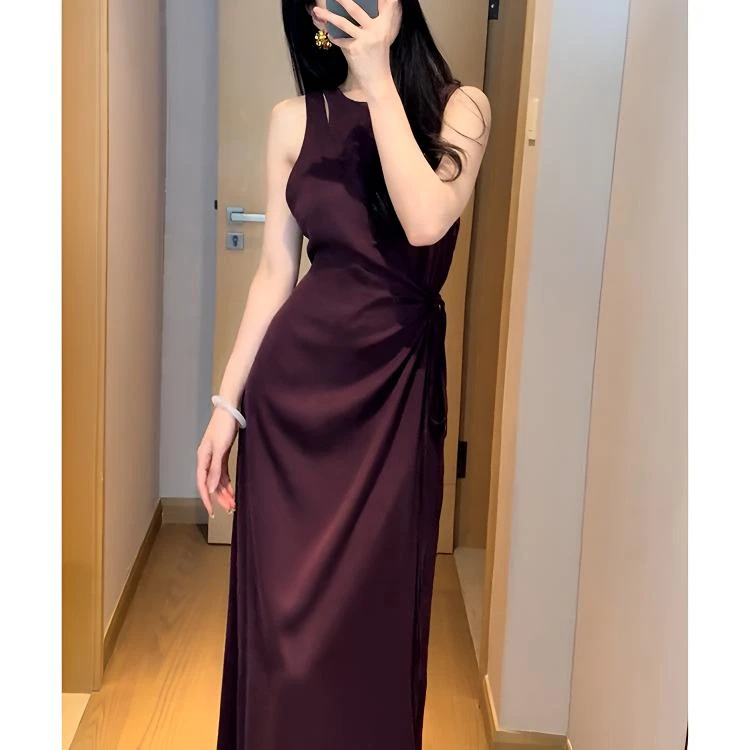 夏季气质穿搭独特漂亮绝美裙子高端精致出席重要场合酒红色连衣裙