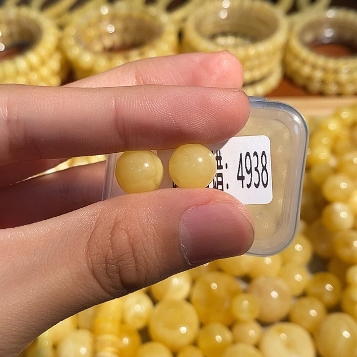 未镶嵌琥珀珠宝奇石4938