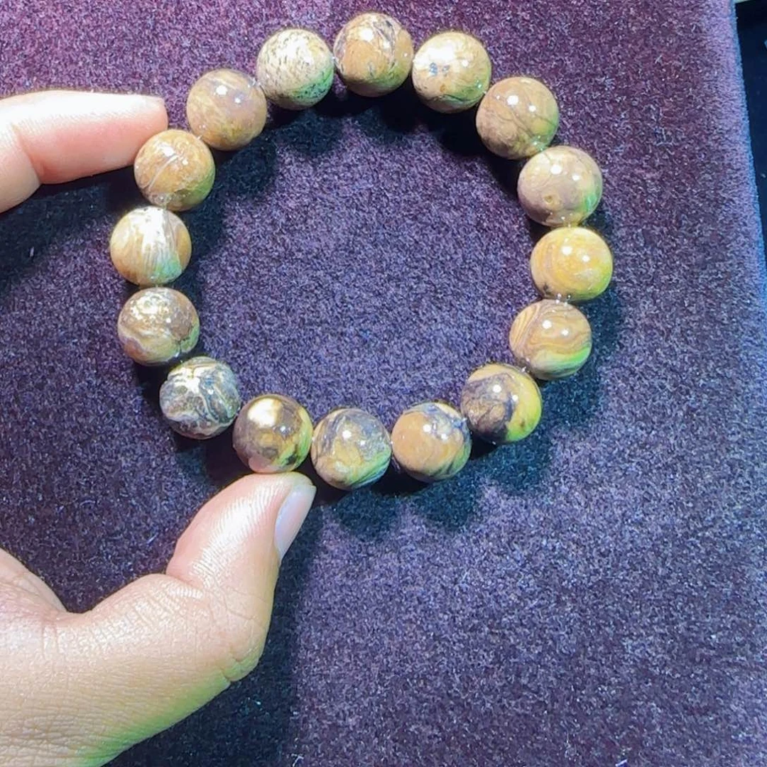 琥珀未镶嵌裸石琥珀