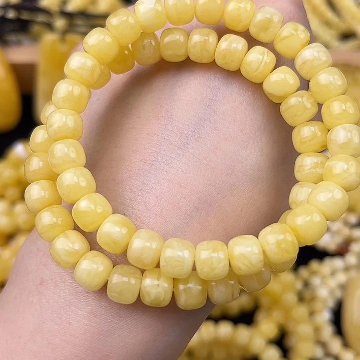 琥珀未镶嵌颈饰琥珀，多样性发其一