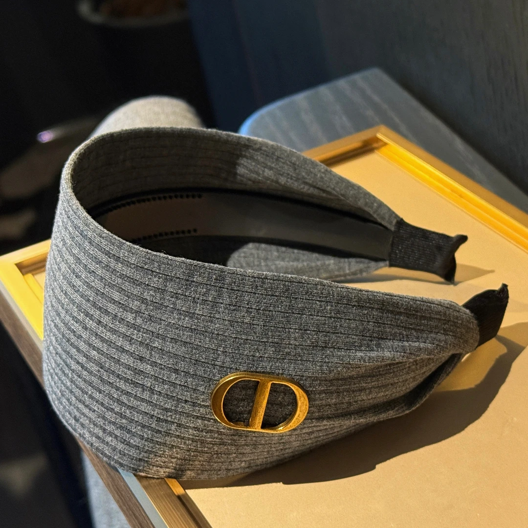 杨杨babytime 慵懒松弛 宽版猪鼻子针织发箍防滑带齿高颅顶束发带