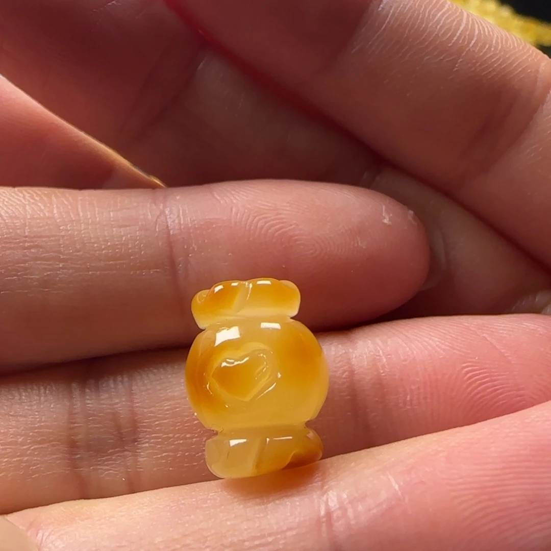 蜜蜡未镶嵌颈饰蜜蜡俏色糖果