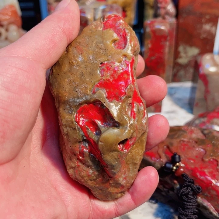 昌化鸡血石昌化鸡血石