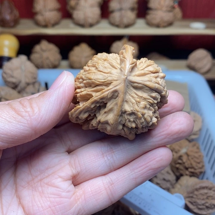 做***色文玩核桃把件文玩