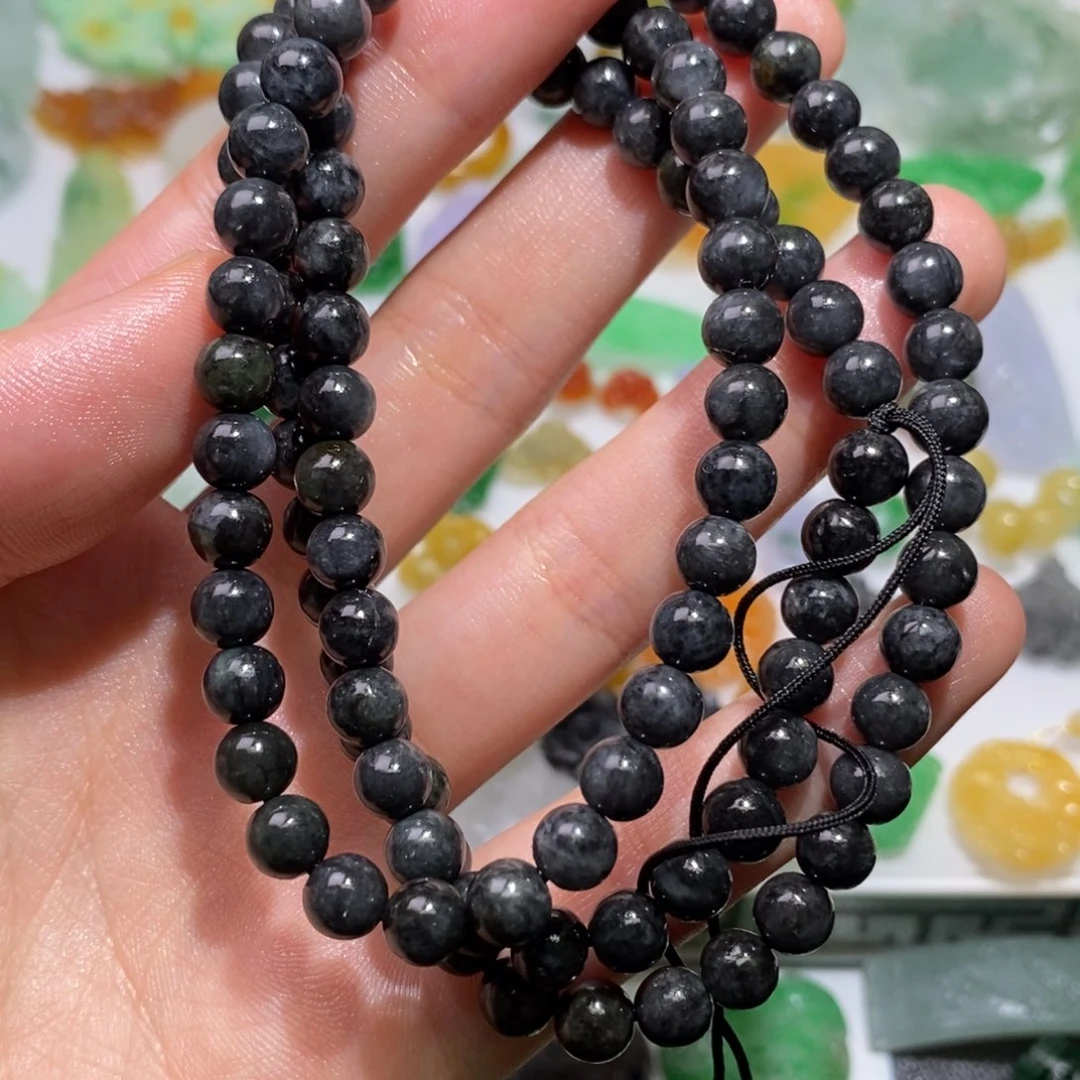 定制翡翠未镶嵌珠串