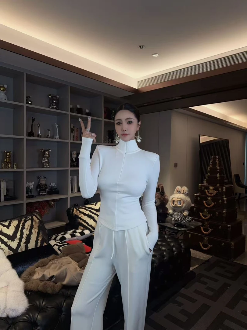 DOUWU【极简女神】白黑两色净版高领立领拉链垫肩长袖套装TZ14248