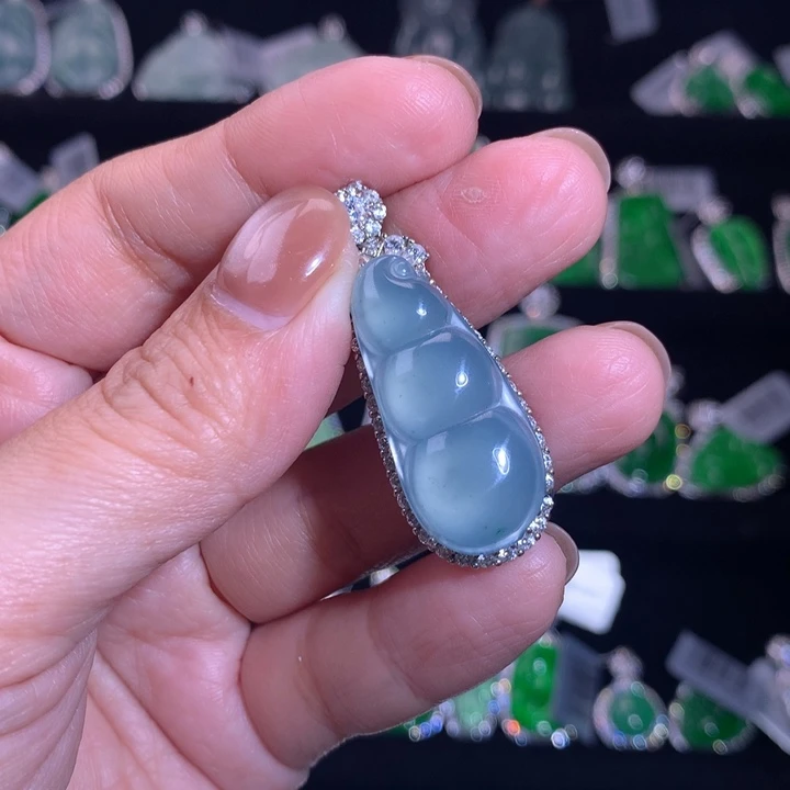 【闪购商品】颈饰银S925镶嵌翡翠