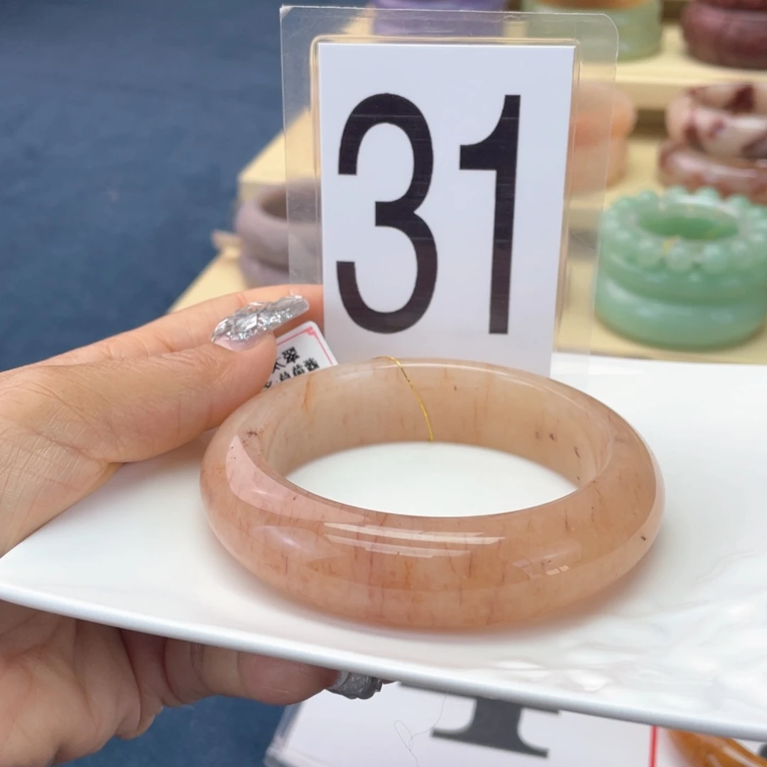 石英质玉未镶嵌手镯62圈