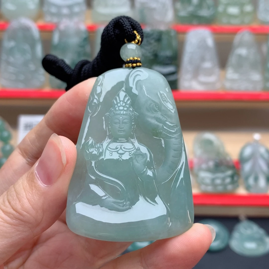翡翠未镶嵌颈饰普贤