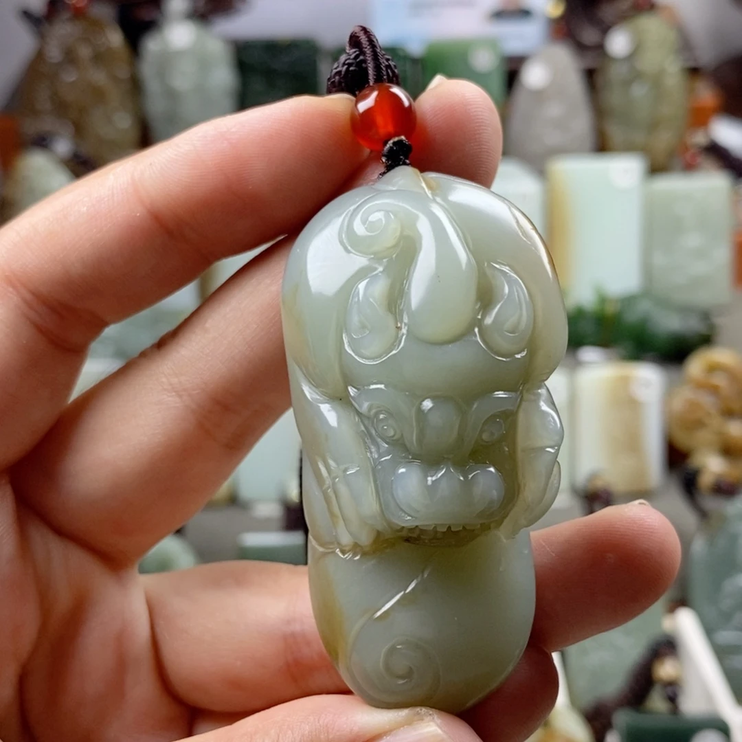 和田玉（糖玉）未镶嵌颈饰