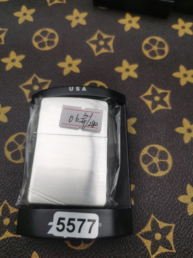 Zippo打火机回血06E镀银切角-5577