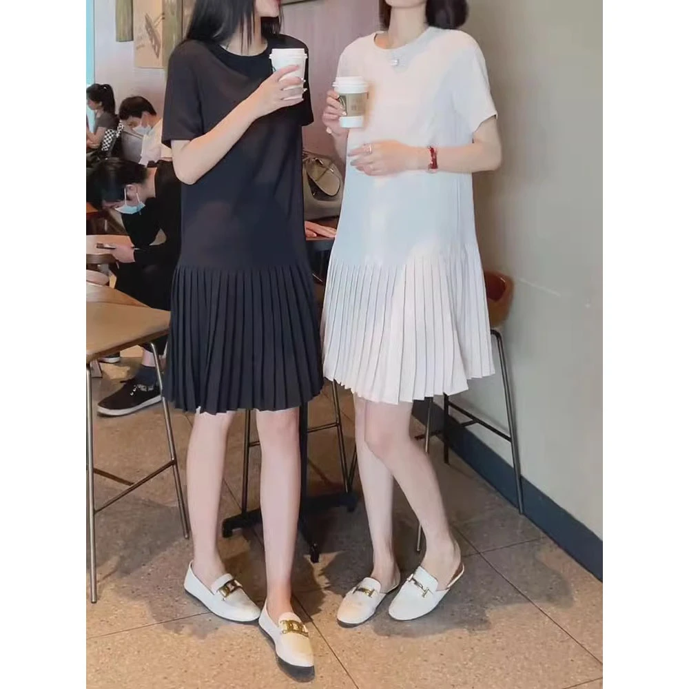 欧货连衣裙女2025春夏新款高级感赫本风宽松减龄显瘦百褶中长裙潮