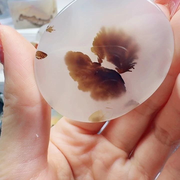 玛瑙/玉髓未镶嵌珠宝奇石