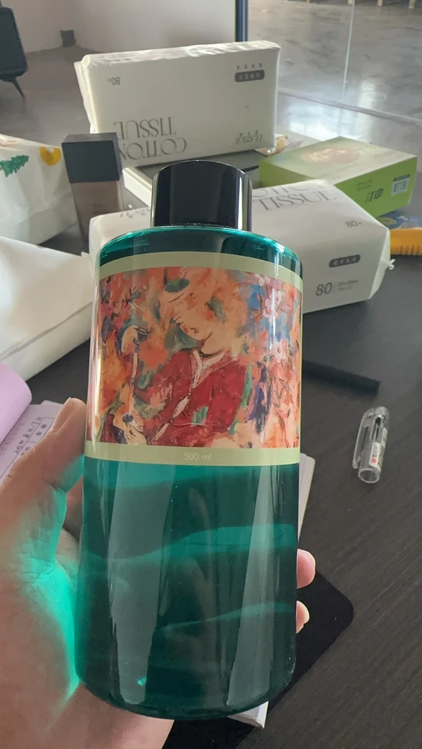 薰衣草天然花水纯露爽肤水保湿喷雾紧致收敛