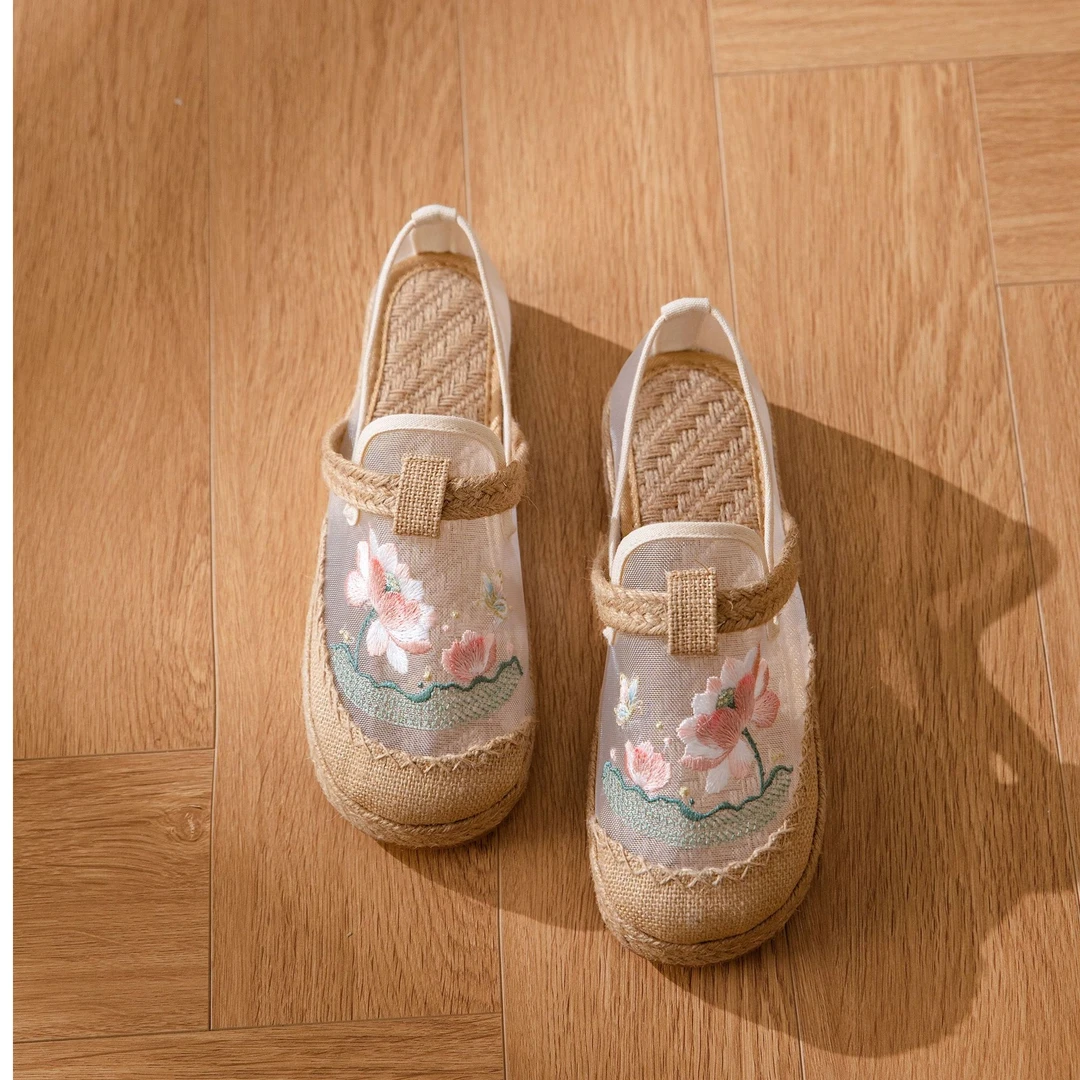 {粉荷}夏季网纱新中式刺绣镂空包头平底国风透气防滑软底网单鞋