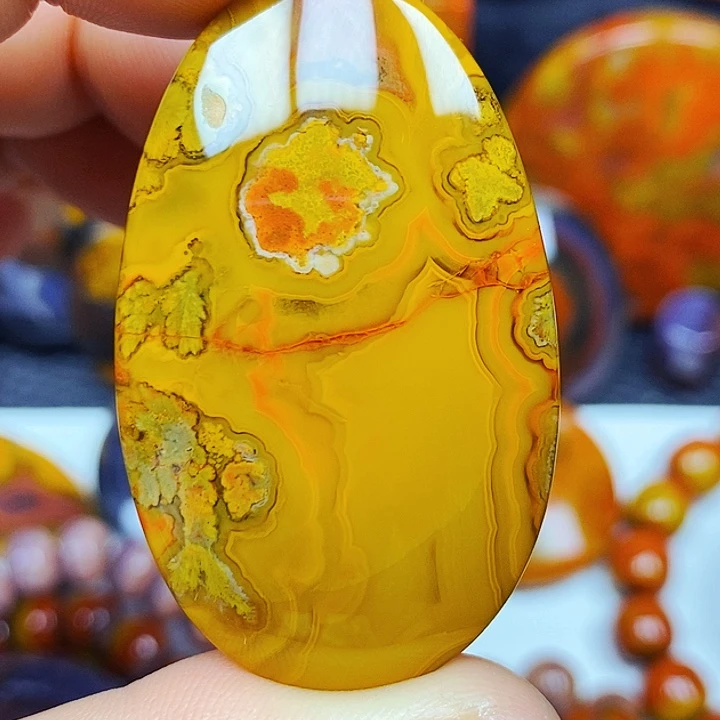 玛瑙/玉髓未镶嵌颈饰