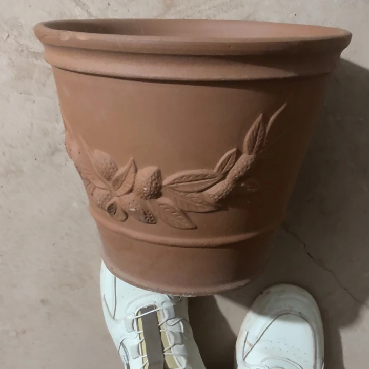 紫砂花盆口径31高度25一只瑕疵