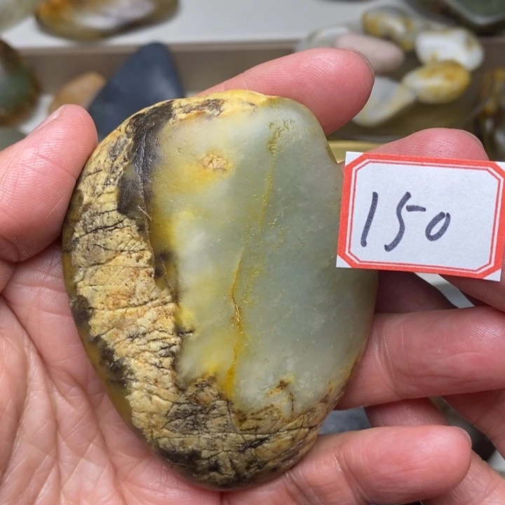 未镶嵌和田玉把件150