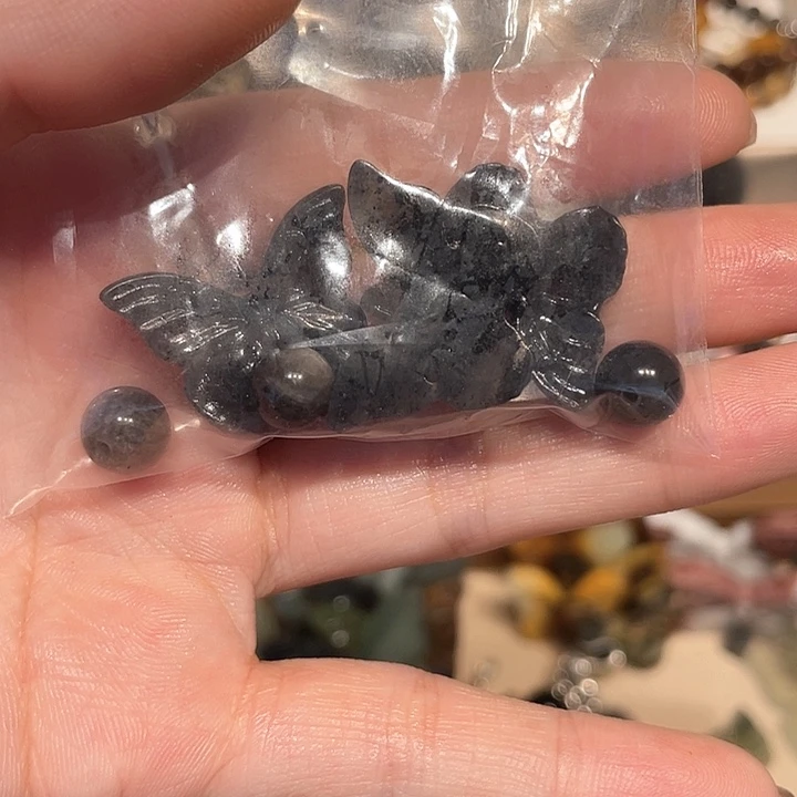 宸***˶蛇纹石玉合金颈饰