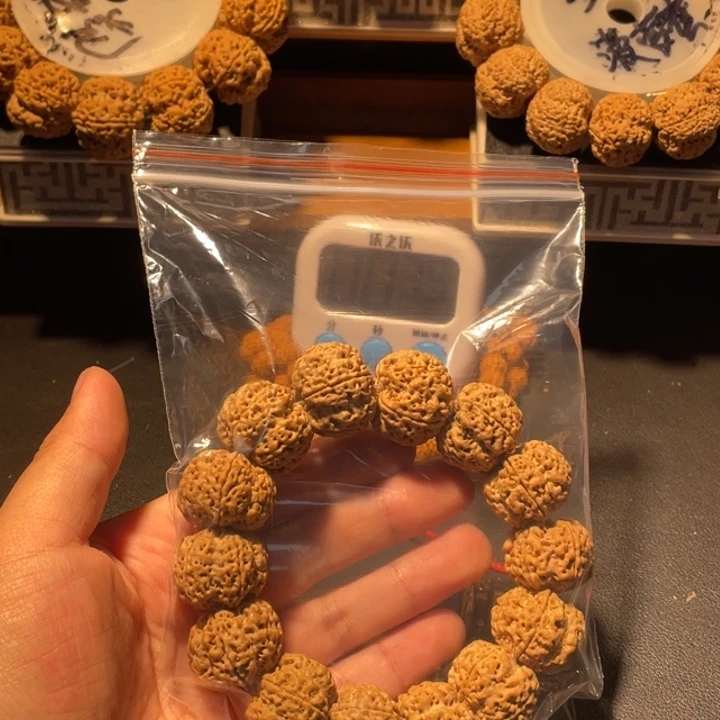 戏***生手串金刚菩提这个