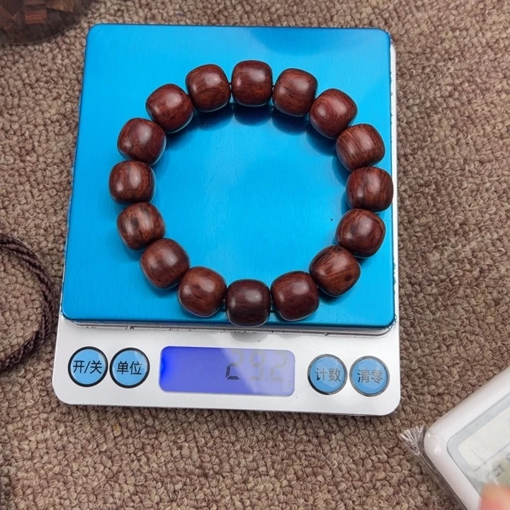 虎***虎木海南红降黑金1314满芝麻点福利