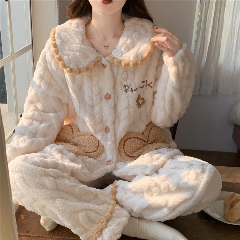 睡衣女秋冬新款可爱卡通开衫珊瑚绒提花绒保暖加厚家居服套装