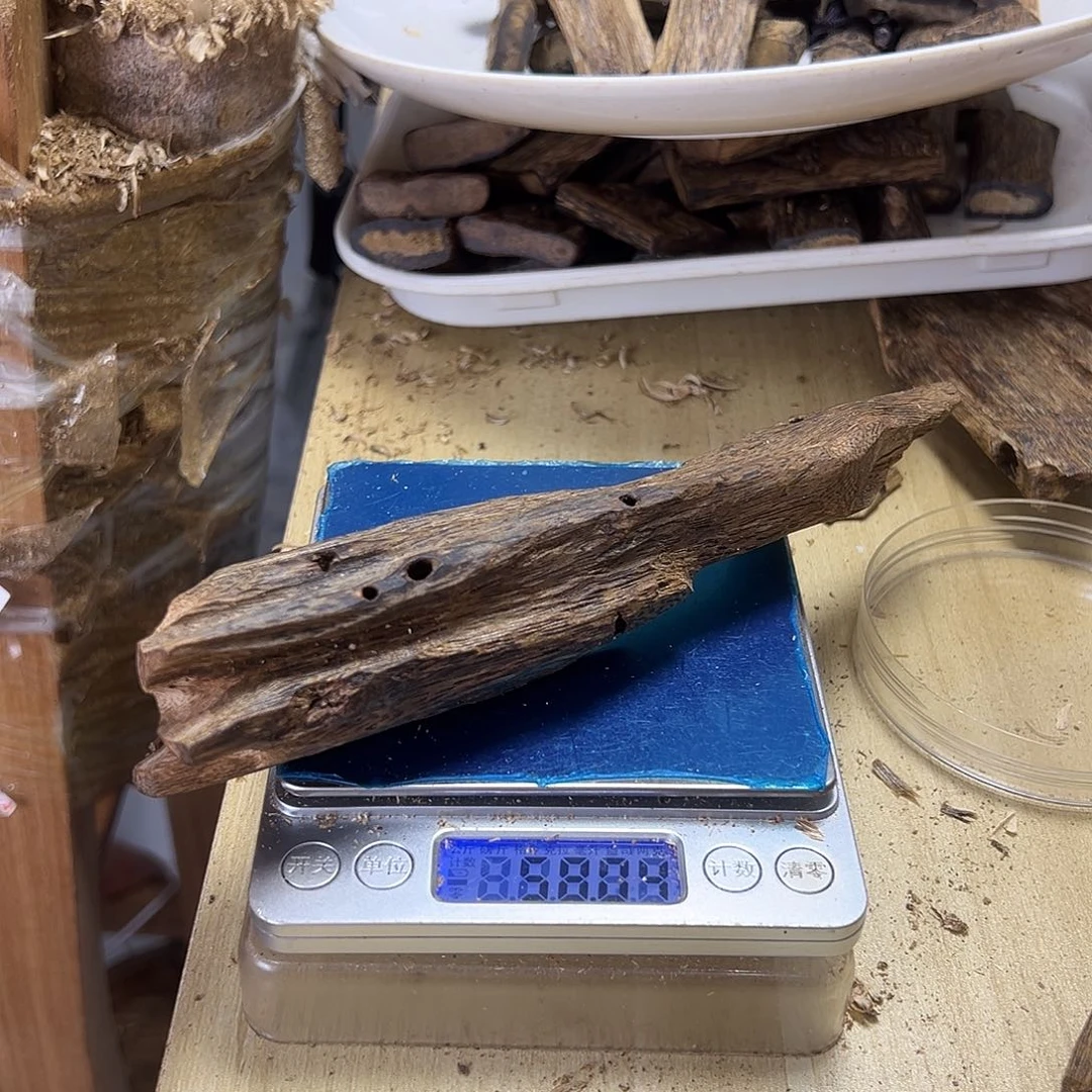 香料绿奇楠虫漏乌身58克