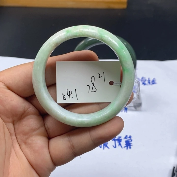 未镶嵌手镯翡翠天然翡翠