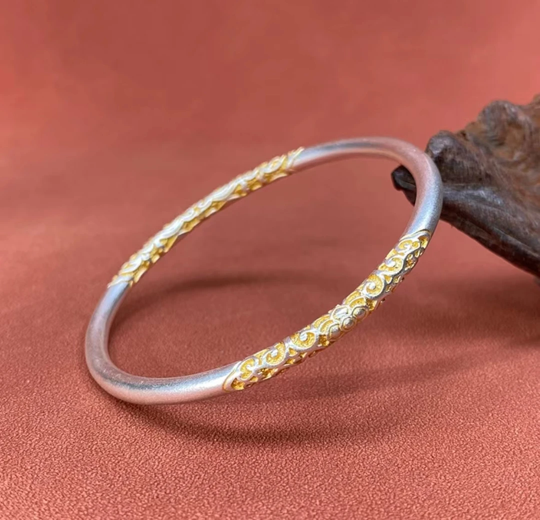 足银手镯 足银9999哪吒乾坤圈描金卷草纹闭口祥云雕刻磨砂银手镯