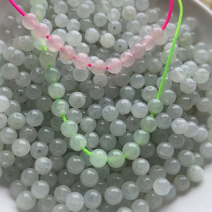 翡翠未镶嵌挂件卡4.7冰珠子30颗