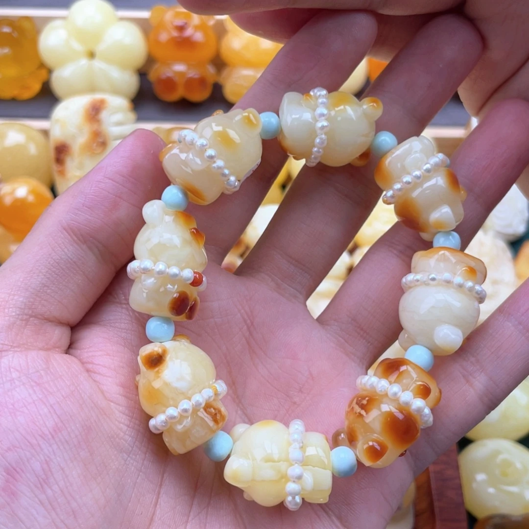 琥珀未镶嵌裸石蜜蜡