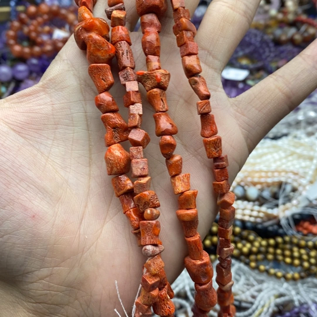 未镶嵌玛瑙/玉髓珠宝半成品一条天然三姑娘草糊糊随行根部料